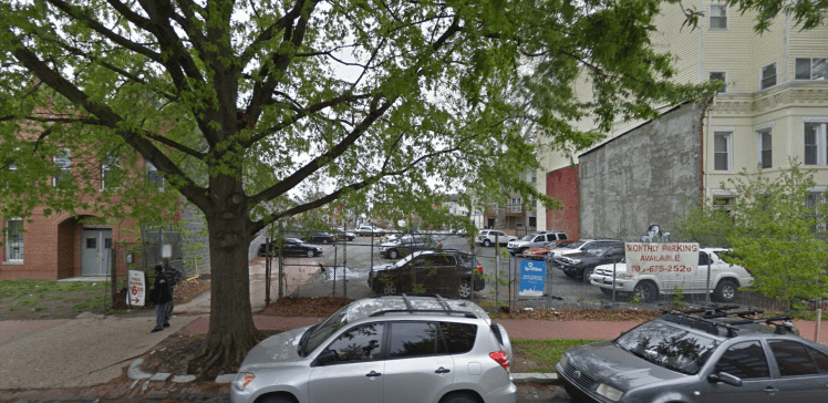 P Street NE northside lot